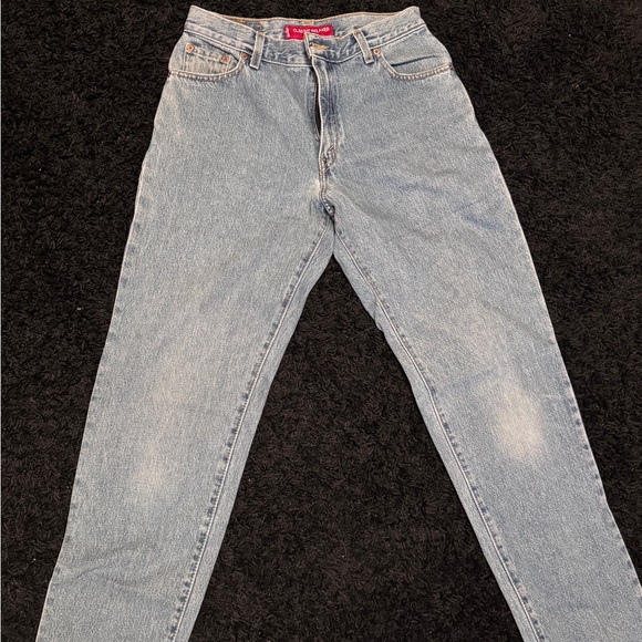 LEVIS 550 relaxed fit medium wash SZ 12 MIS L FITS LIKE AN 8 - Picture 1 of 10